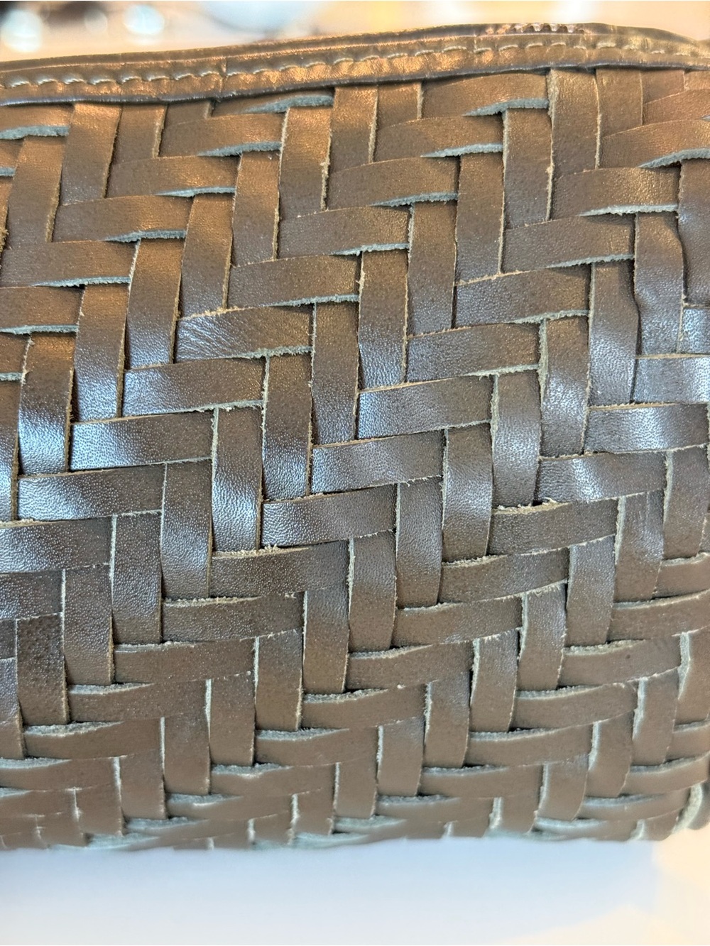Bembien Woven Crossbody Bag - Picture 5 of 6